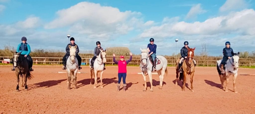 Formation riding in the sunshine 🌞 Sunshine, smiles and six very happy horses with our fab coach Kat Williams-Jones Equestrian Coach – what more could you ask for? ☀️🐴 The days are getting lighter, the air feels fresher, and you can almost hear the season whispering… spring is coming 🌸 Moments like this are your reminder to take a little “me time.” Get outside, ride, breathe, reset. You deserve it. Head to our events page to find some me time near you✨ British Equestrian Hoof Doctor x Equine One British Riding Clubs Horse & Hound #allstepsformationriding #metime #springiscoming See less